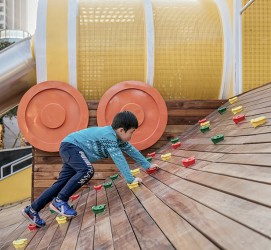 攀巖墻設(shè)施19