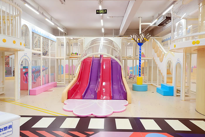 室內(nèi)不銹鋼滑梯設(shè)備 室內(nèi)不銹鋼滑梯設(shè)備