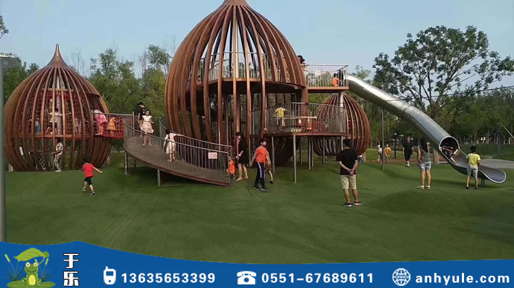 不銹鋼滑梯設(shè)備 不銹鋼滑梯設(shè)備