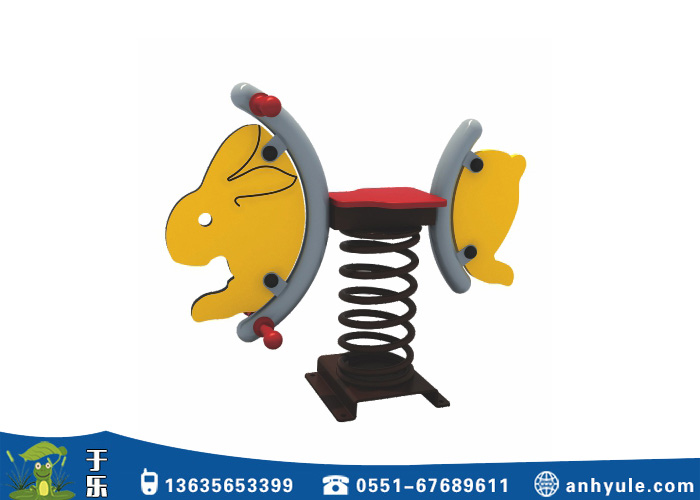 兒童游樂設(shè)備搖搖馬