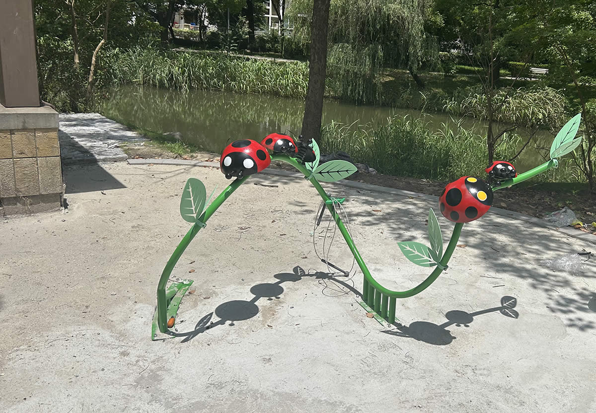 兒童游樂設(shè)備 兒童游樂設(shè)備