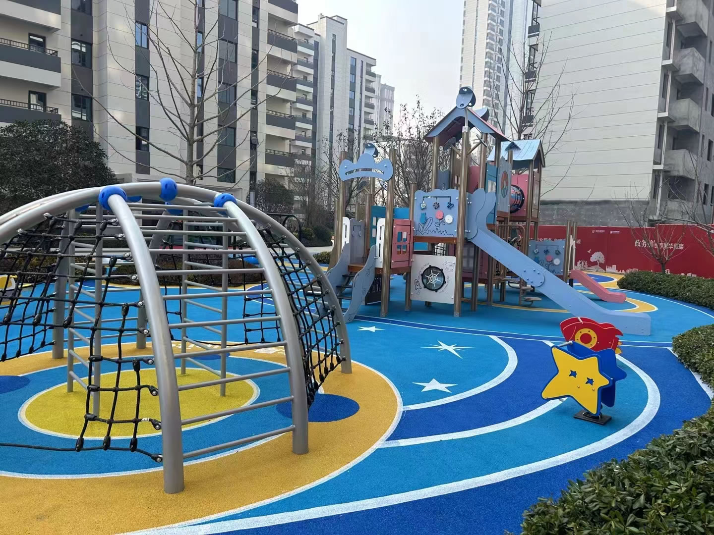 兒童組合滑梯游樂(lè)設(shè)備廠家 兒童組合滑梯游樂(lè)設(shè)備廠家