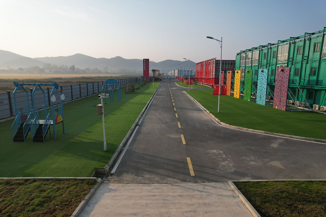 無動力游樂設(shè)備